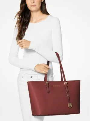 Jet Set Medium Saffiano Leather Top-Zip Tote Bag